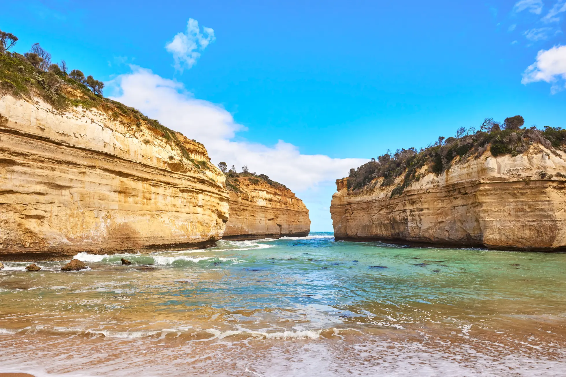 Loch Ard Gorge beach and cliffs
